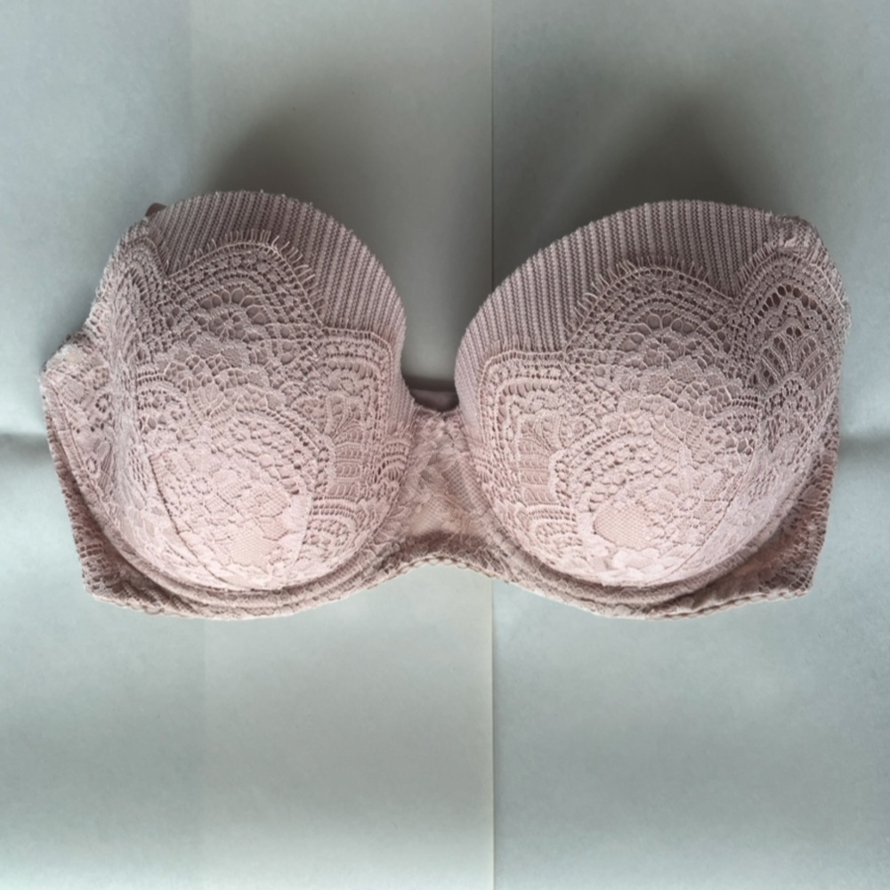 Victoria's Secret Dream Angels Pink Lace Bra 34DDD